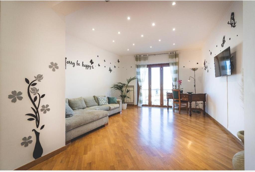 Ludo Home Sorrent Exterior foto